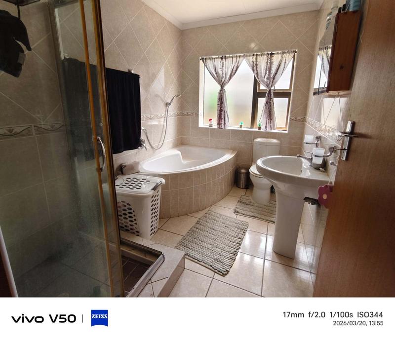 3 Bedroom Property for Sale in Island View Western Cape